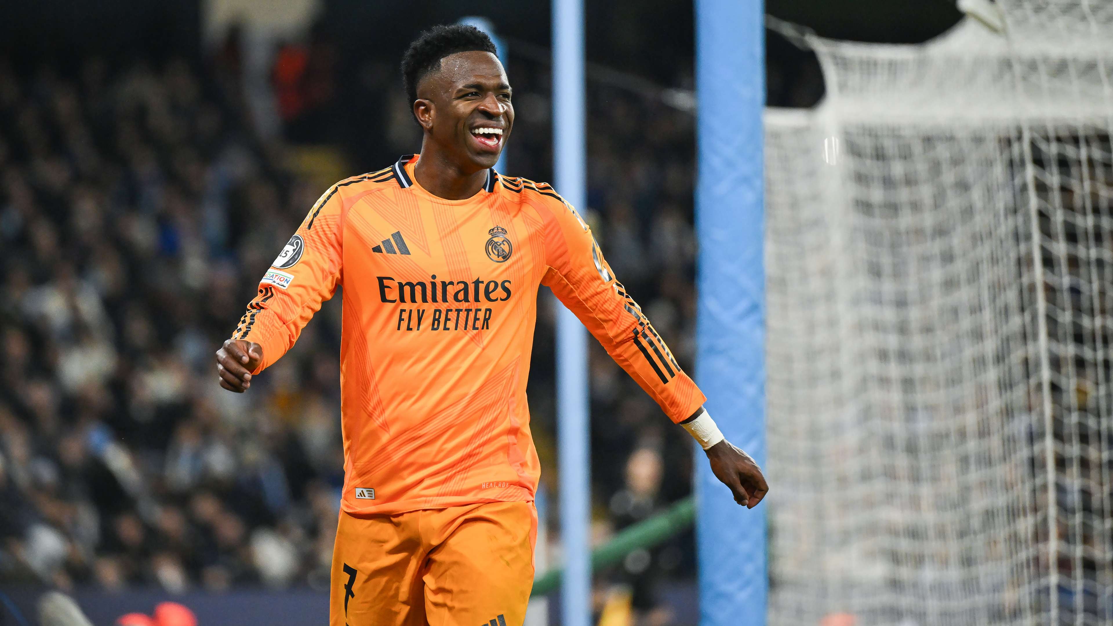 通过积极的 通过积极的